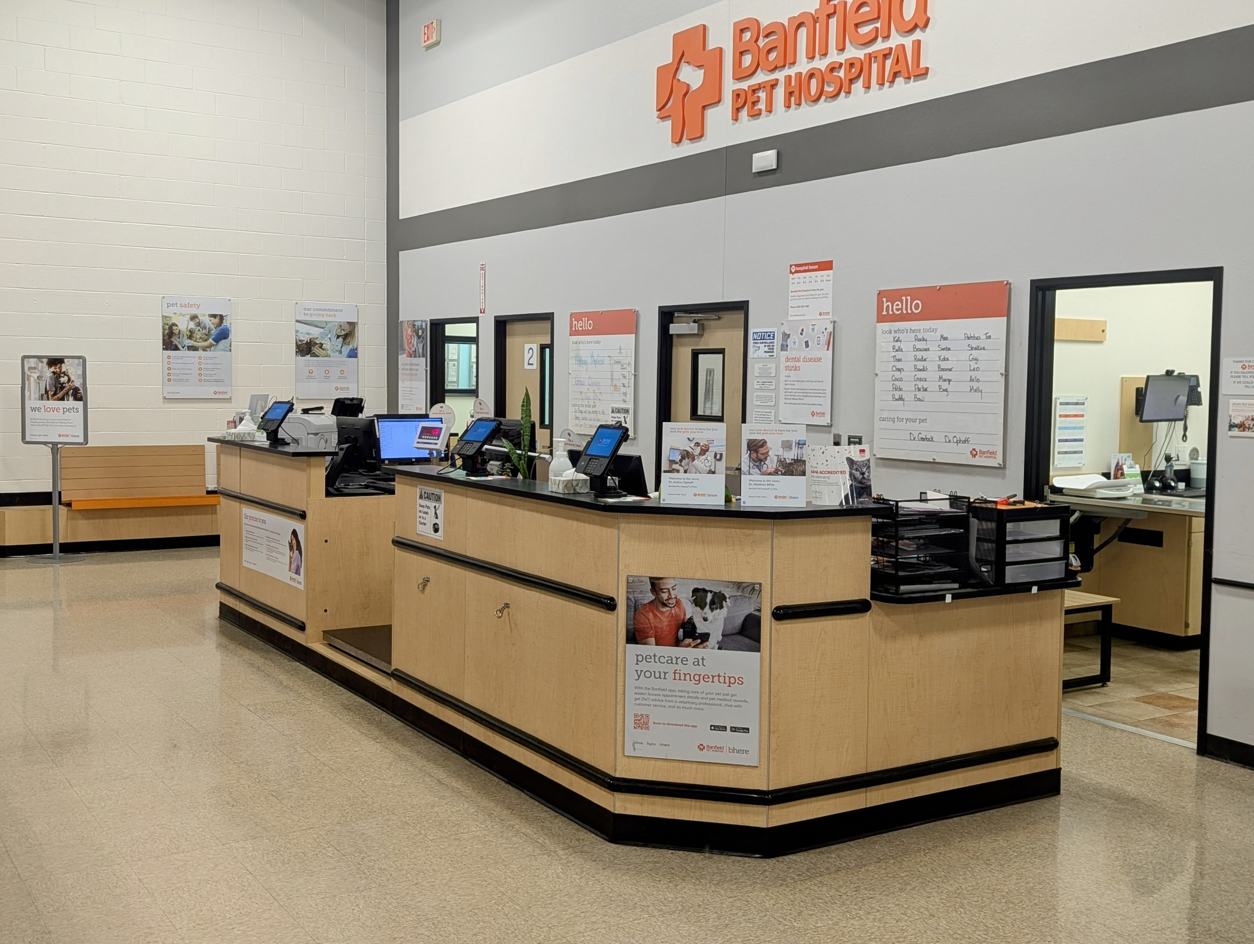 The front office of Banfield Pet Hospital - Clive