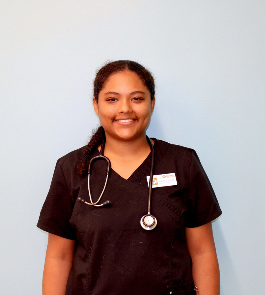 A female Banfield veterinarian