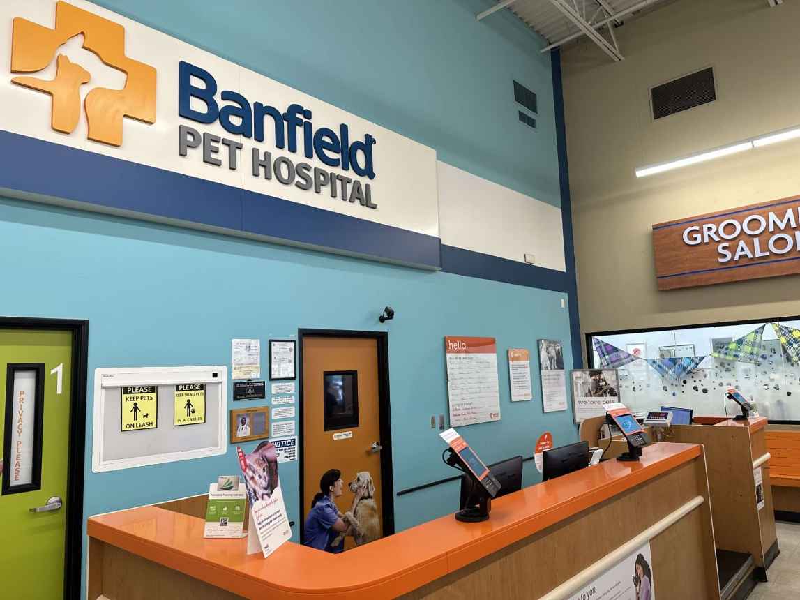 The door to the exam rooms of the Banfield Westbank location